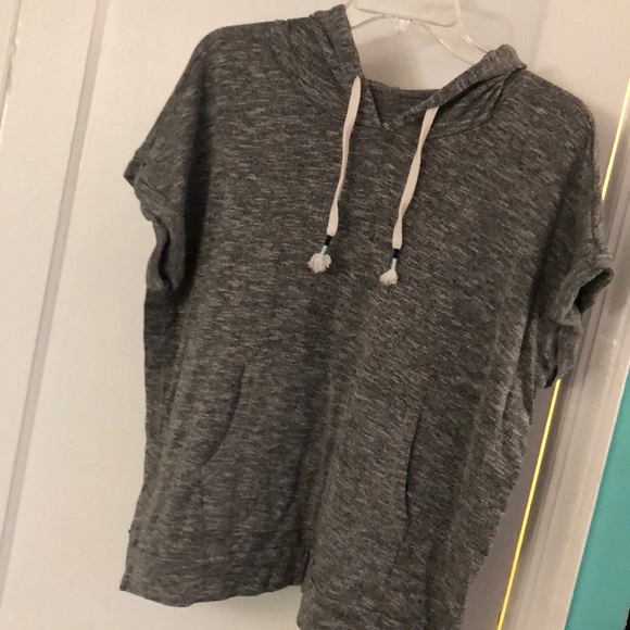 Tank top with hood - Picture 1 of 1